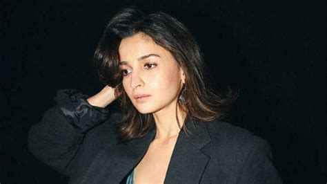 alia bhatt hot